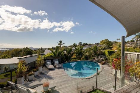 Photo of property in 29 Holcombrooke Lane, Welcome Bay, Tauranga, 3175