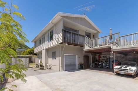 Photo of property in 6a Coates Street, Tawa, Wellington, 5028