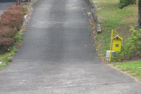 Photo of property in 74 Chartwell Avenue, Glenfield, Auckland, 0629