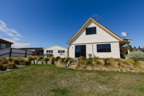 Photo of property in 15 Hamilton Drive, Lake Tekapo, 7999