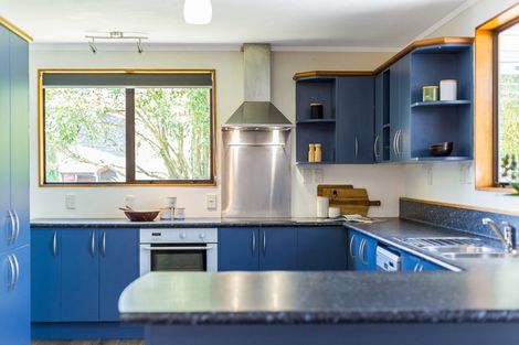 Photo of property in 31 Longitude Place, Whitby, Porirua, 5024