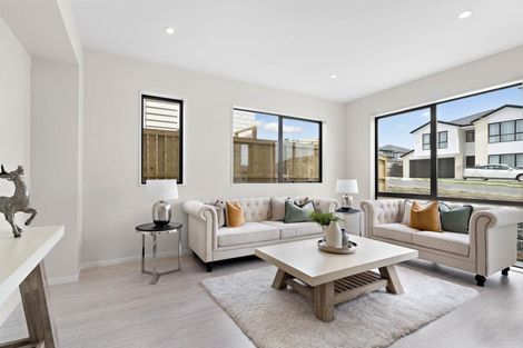 Photo of property in 31 Ballyholey Drive, Flat Bush, Auckland, 2019