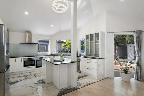 Photo of property in 1/11 Pine Ridge Terrace, Hauraki, Auckland, 0622