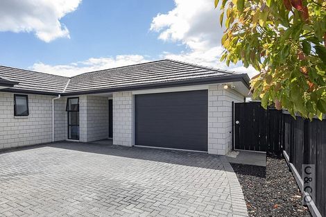 Photo of property in 14 Kelly Road, Riverhead, 0820