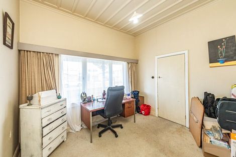 Photo of property in 4 Lowther Street, Whanganui, 4500