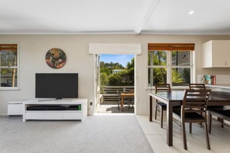 Photo of property in 1/27 Richards Avenue, Forrest Hill, Auckland, 0620