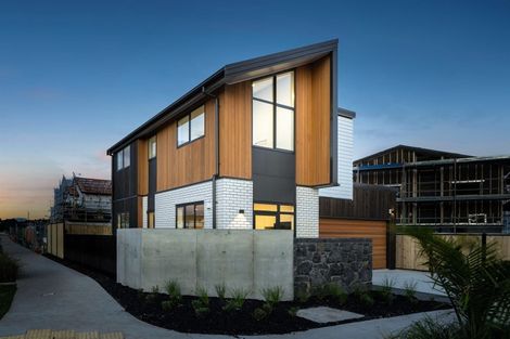 Photo of property in 2 Ocean Breeze Avenue, Hobsonville, Auckland, 0616