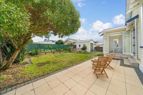Photo of property in 43 Cuba Street, Petone, Lower Hutt, 5012