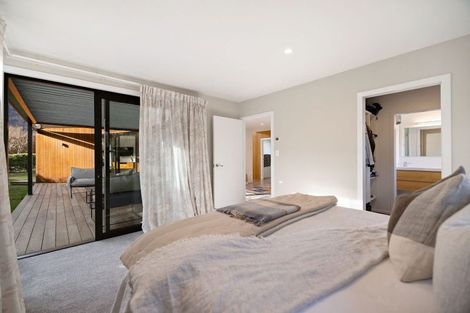 Photo of property in 20 Adamson Drive, Arrowtown, 9302