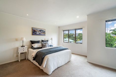 Photo of property in 27 Kinleith Way, Albany, Auckland, 0632