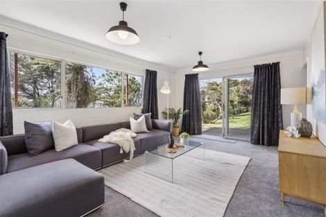 Photo of property in 1144 Scenic Drive North, Swanson, Auckland, 0816