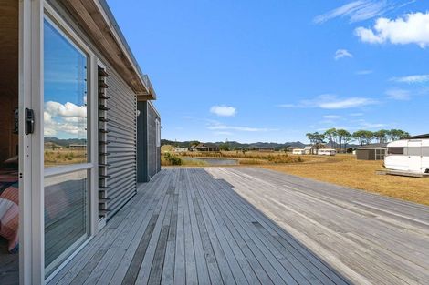 Photo of property in 3 Boat Ramp Road, Matarangi, 3592