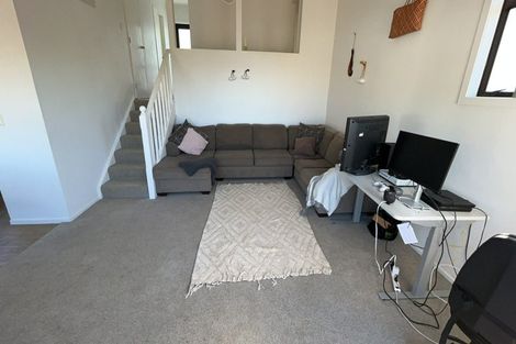 Photo of property in 16b Jasmine Grove, Maungaraki, Lower Hutt, 5010