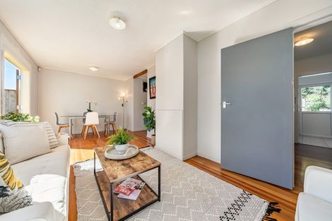 Photo of property in 77 Eastern Hutt Road, Taita, Lower Hutt, 5019