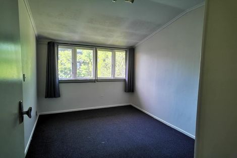 Photo of property in 16a Commodore Parry Road, Castor Bay, Auckland, 0620