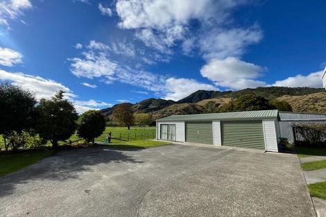 Photo of property in 213 Matakitaki Road, Six Mile, Murchison, 7077