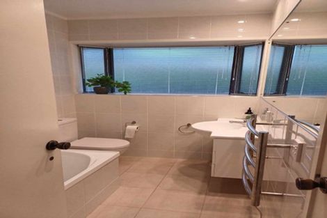 Photo of property in 119 Braemar Road, Castor Bay, Auckland, 0620