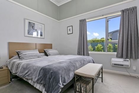 Photo of property in 40a Clare Street, Cambridge, 3434