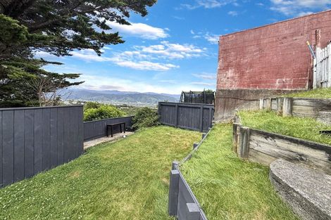 Photo of property in 280a Dowse Drive, Maungaraki, Lower Hutt, 5010