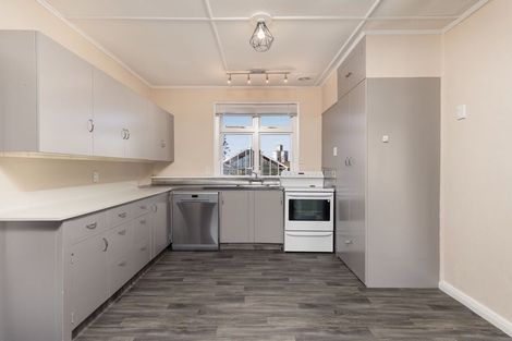 Photo of property in 43 Harris Street, Waimate, 7924