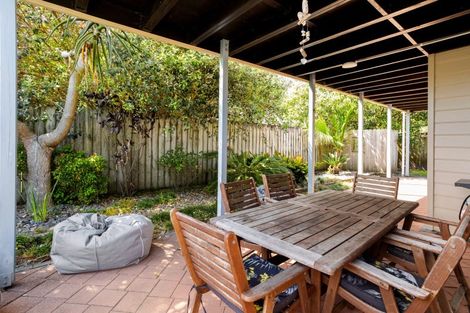 Photo of property in 5 Pipi Dune, Whitianga, 3510