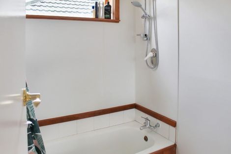 Photo of property in 43 Stewart Crescent, Hokowhitu, Palmerston North, 4410