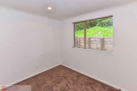 Photo of property in 24 Piriti Place, Weymouth, Auckland, 2103