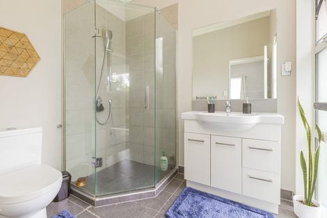 Photo of property in 31 Hakawai Avenue, Takanini, 2112