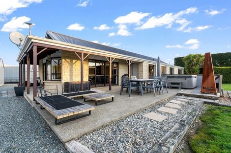 Photo of property in 295 Bay Road, West Plains, Invercargill, 9879