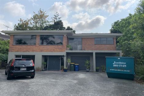 Photo of property in 5 Anchor Place, Beach Haven, Auckland, 0626