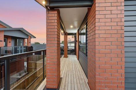 Photo of property in 716a Massey Road, Mangere, Auckland, 2022