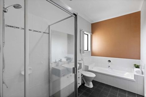 Photo of property in 22 Trimaran Drive, Gulf Harbour, Whangaparaoa, 0930