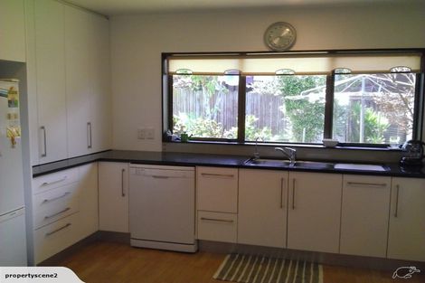 Photo of property in 10 Cornelian Crescent, Half Moon Bay, Auckland, 2012