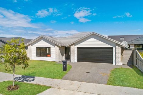 Photo of property in 6 Harding Drive, Papamoa Beach, Papamoa, 3118