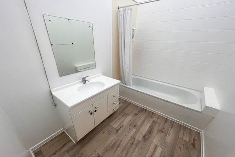 Photo of property in 3/324 Ferry Road, Waltham, Christchurch, 8011