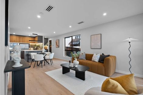 Photo of property in 2/32 Beulah Avenue, Rothesay Bay, Auckland, 0630