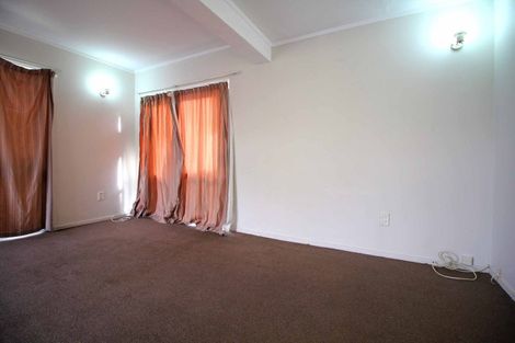 Photo of property in 10 Acton Place, Avondale, Auckland, 0600