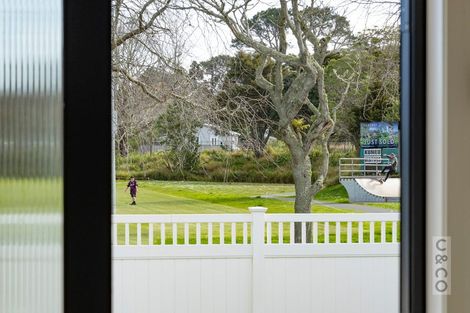 Photo of property in 15 Edward Street, Riverhead, 0820