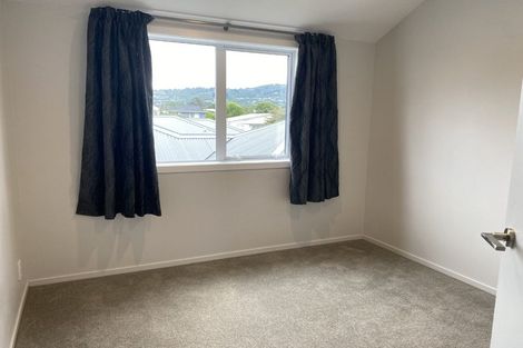 Photo of property in 1b Manderson Grove, Fairfield, Lower Hutt, 5011
