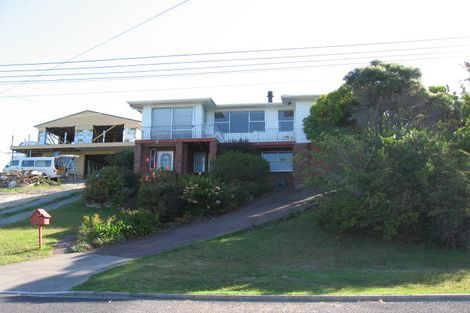 Photo of property in 7 Sealy Road, Torbay, Auckland, 0630