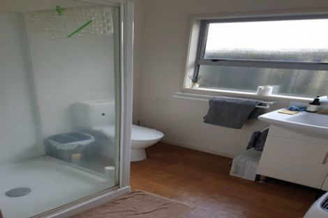 Photo of property in 18 Lisa Rise, Half Moon Bay, Auckland, 2012