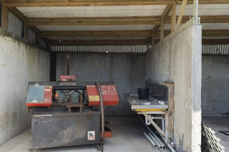 Photo of property in 35 Pataua Road South, Parua Bay, Onerahi, 0192