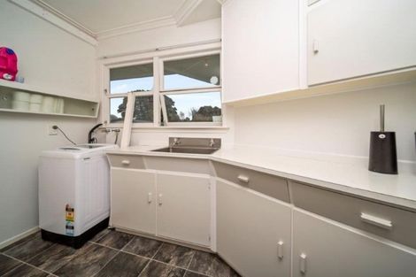 Photo of property in 161 South Road, Hawera, 4610