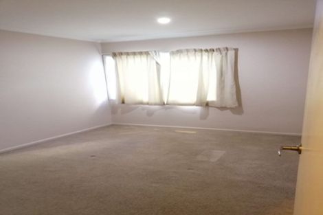 Photo of property in 1 Poaka Avenue, Takanini, 2112