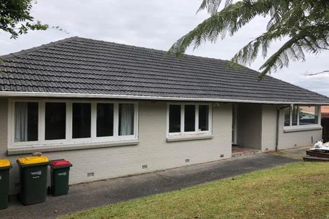 Photo of property in 2/152a Mokoia Road, Chatswood, Auckland, 0626
