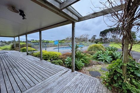 Photo of property in 1435 Old North Road, Helensville, 0875