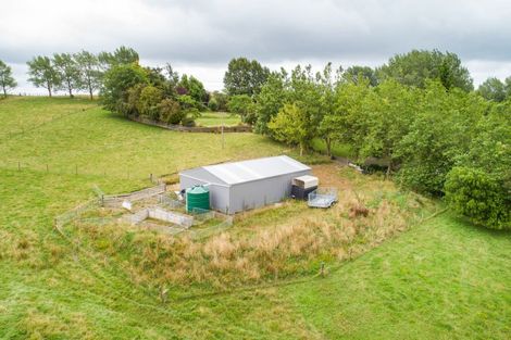 Photo of property in 322 Finnis Road, Pohangina, Feilding, 4775