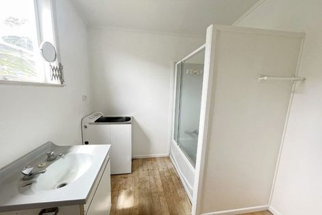 Photo of property in 31 Newhaven Terrace, Mairangi Bay, Auckland, 0630