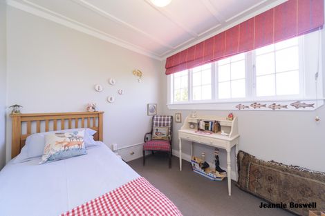 Photo of property in 220 Victoria Avenue, Hokowhitu, Palmerston North, 4410
