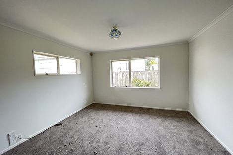 Photo of property in 55 Palmcrest Grove, Highland Park, Auckland, 2010